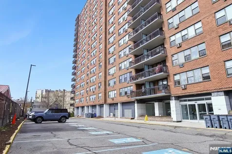 500 Central Avenue Union City NJ 07087