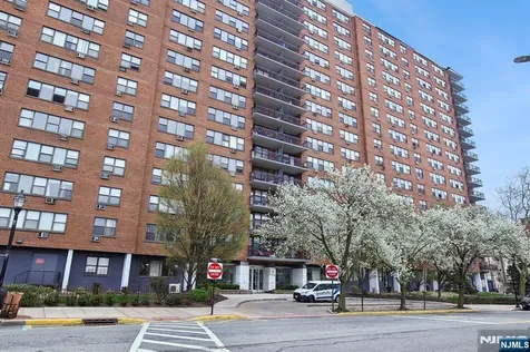 500 Central Avenue Union City NJ 07087