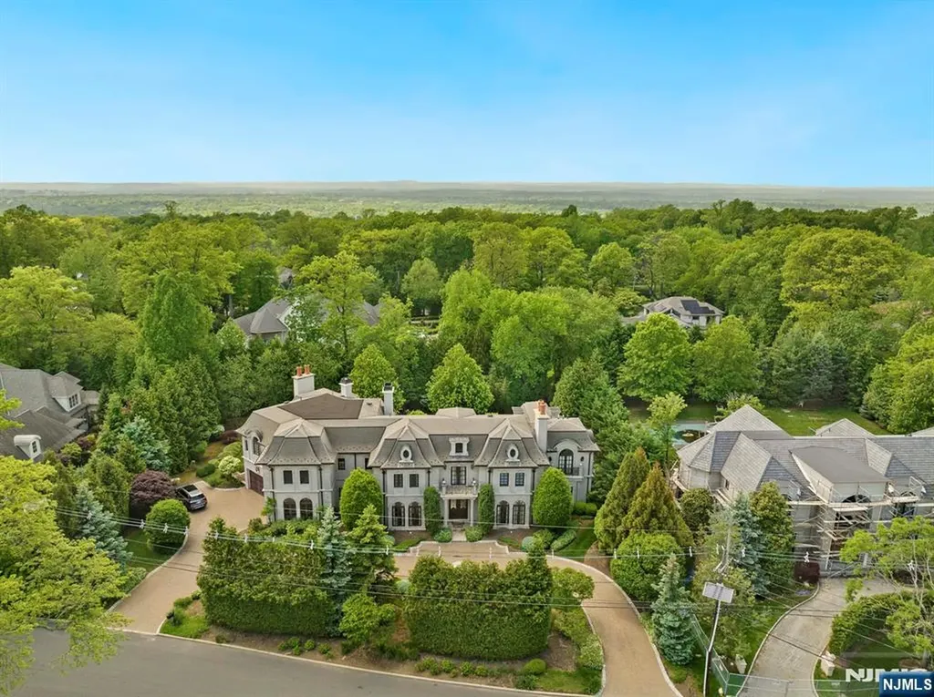 78 Roberts Road Englewood Cliffs NJ 07632