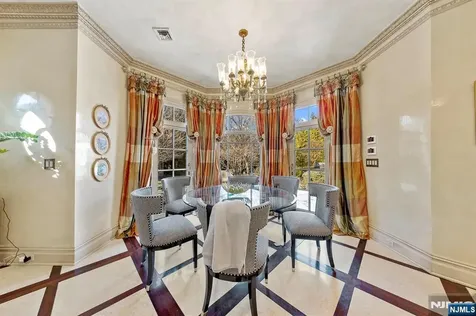 78 Roberts Road Englewood Cliffs NJ 07632