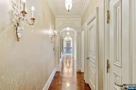 78 Roberts Road Englewood Cliffs NJ 07632