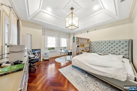 78 Roberts Road Englewood Cliffs NJ 07632
