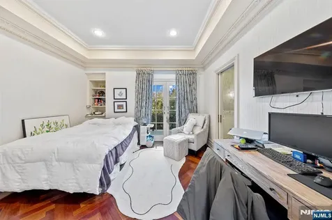 78 Roberts Road Englewood Cliffs NJ 07632