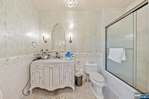 78 Roberts Road Englewood Cliffs NJ 07632