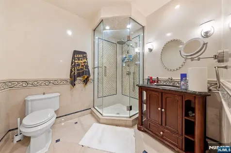 78 Roberts Road Englewood Cliffs NJ 07632