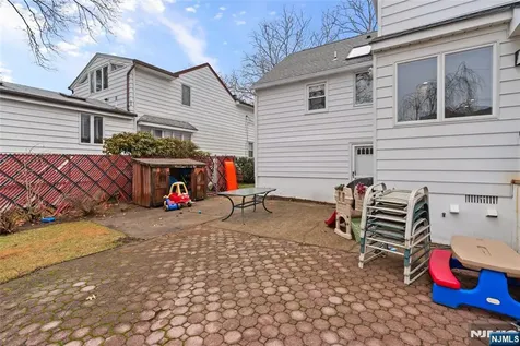792 Washburn Street Teaneck NJ 07666