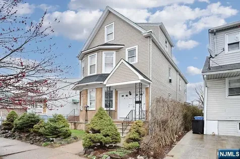 941 25TH Street Paterson NJ 07513