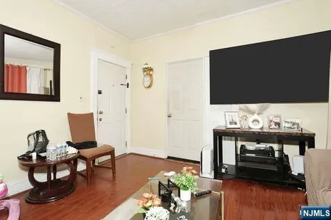 941 25th Street Paterson NJ 07513