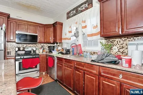 941 25th Street Paterson NJ 07513