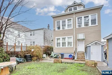 941 25th Street Paterson NJ 07513