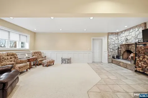 164 Leach Avenue Park Ridge NJ 07656