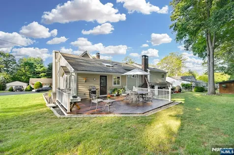 164 Leach Avenue Park Ridge NJ 07656