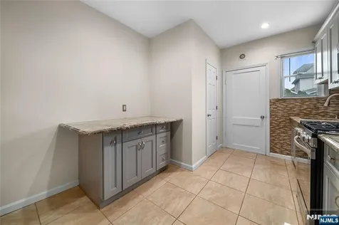 30 E 2nd Street Clifton NJ 07011