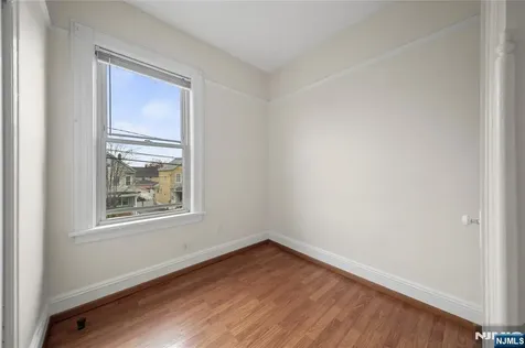 30 E 2nd Street Clifton NJ 07011