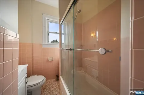 30 E 2nd Street Clifton NJ 07011