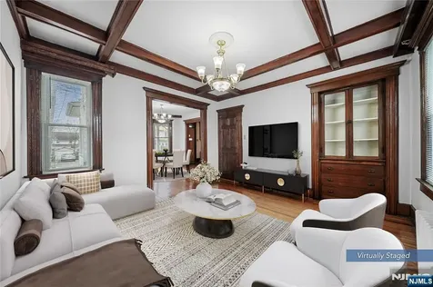 30 E 2nd Street Clifton NJ 07011