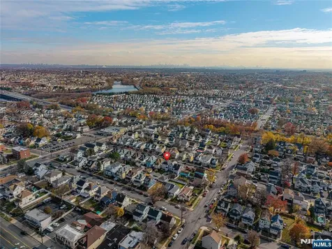 30 E 2nd Street Clifton NJ 07011