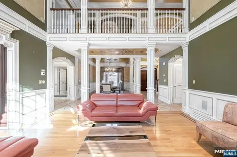 46 Partridge Hill Upper Saddle River NJ 07458
