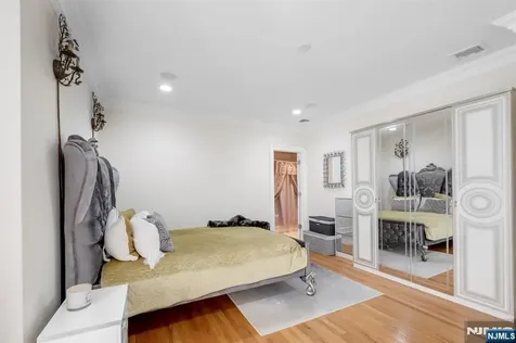 46 Partridge Hill Upper Saddle River NJ 07458
