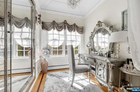 46 Partridge Hill Upper Saddle River NJ 07458