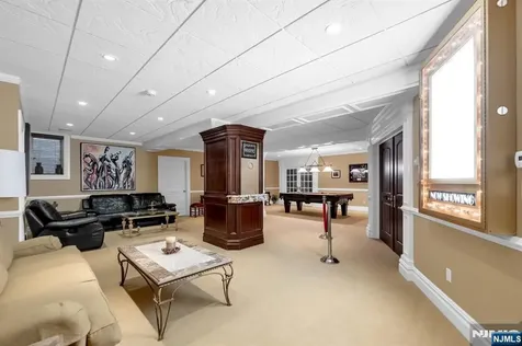 46 Partridge Hill Upper Saddle River NJ 07458