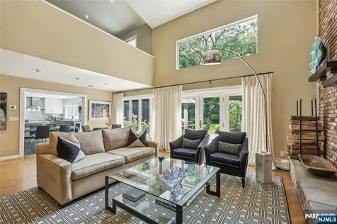 100 Dyer Court Norwood NJ 07648