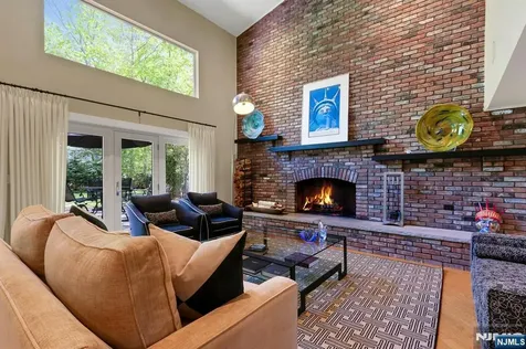 100 Dyer Court Norwood NJ 07648