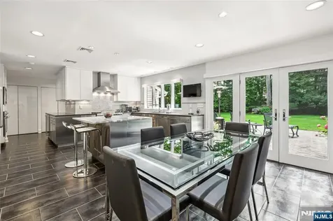 100 Dyer Court Norwood NJ 07648