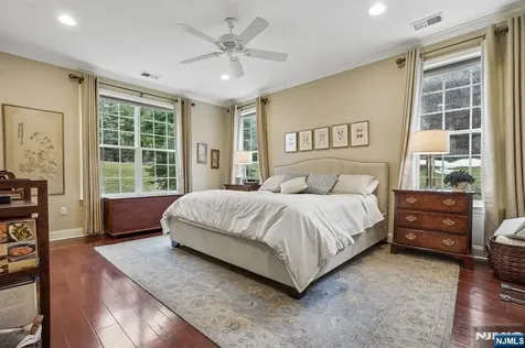 4 Slate Court Woodland Park NJ 07424
