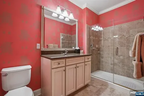 4 Slate Court Woodland Park NJ 07424