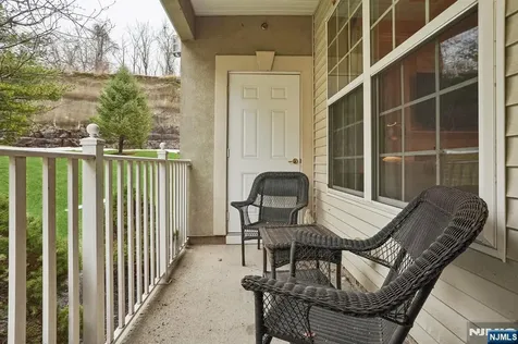 4 Slate Court Woodland Park NJ 07424