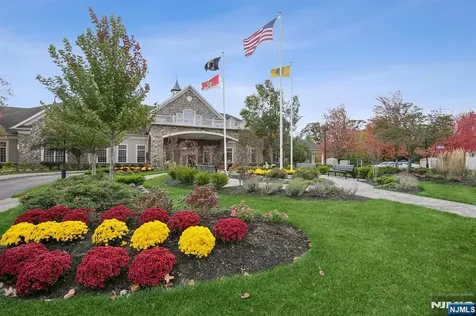 4 Slate Court Woodland Park NJ 07424