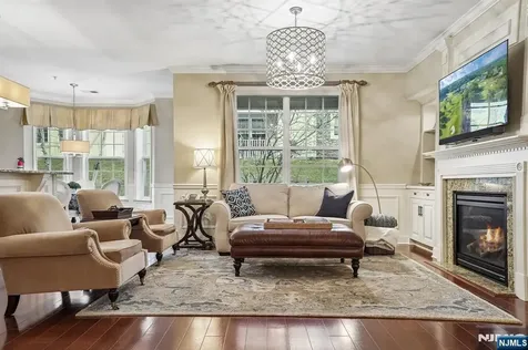 4 Slate Court Woodland Park NJ 07424