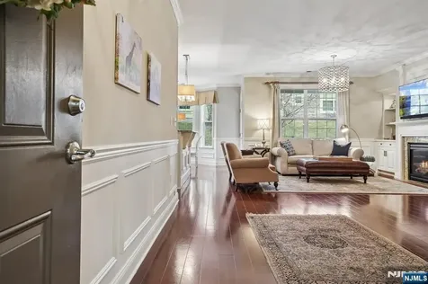 4 Slate Court Woodland Park NJ 07424