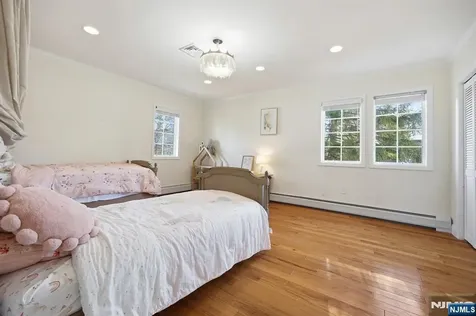364 W Clinton Avenue Tenafly NJ 07670