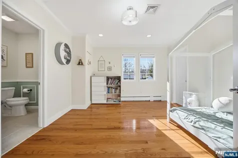 364 W Clinton Avenue Tenafly NJ 07670
