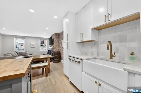 112 Bloomfield Street Hoboken NJ 07030