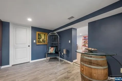 80 Harrington Avenue Closter NJ 07624
