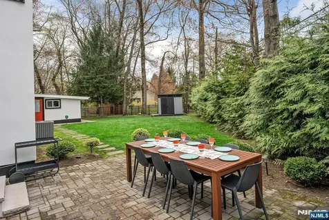 80 Harrington Avenue Closter NJ 07624