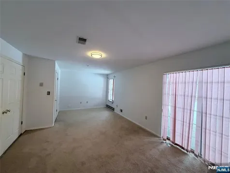 123 Bobolink Court Wayne NJ 07470