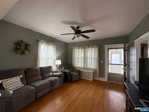 63 Franklin Avenue Saddle Brook NJ 07663