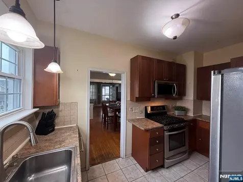 63 Franklin Avenue Saddle Brook NJ 07663