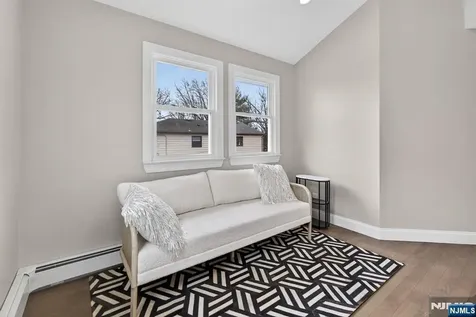 21 Lombardy Place Maplewood NJ 07040
