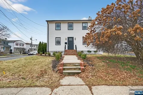 21 Lombardy Place Maplewood NJ 07040