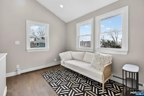 21 Lombardy Place Maplewood NJ 07040