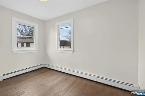 21 Lombardy Place Maplewood NJ 07040
