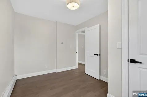 21 Lombardy Place Maplewood NJ 07040