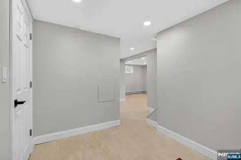 21 Lombardy Place Maplewood NJ 07040