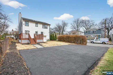 21 Lombardy Place Maplewood NJ 07040