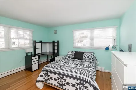 100 Eyland Avenue Roxbury Township NJ 07876